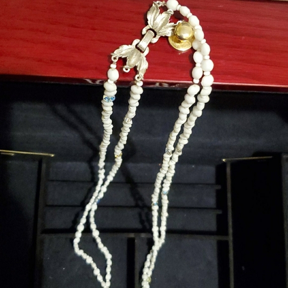 Vintage Trifari beaded necklace - Picture 3 of 4